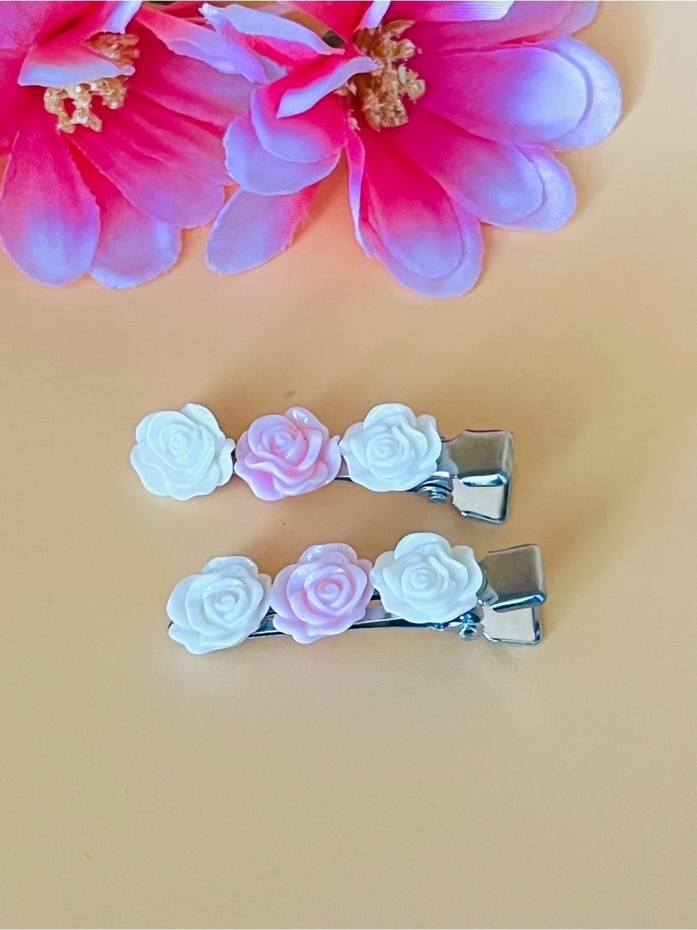 Elegant Floral Hair Clips - Cream and Pink resin roses
